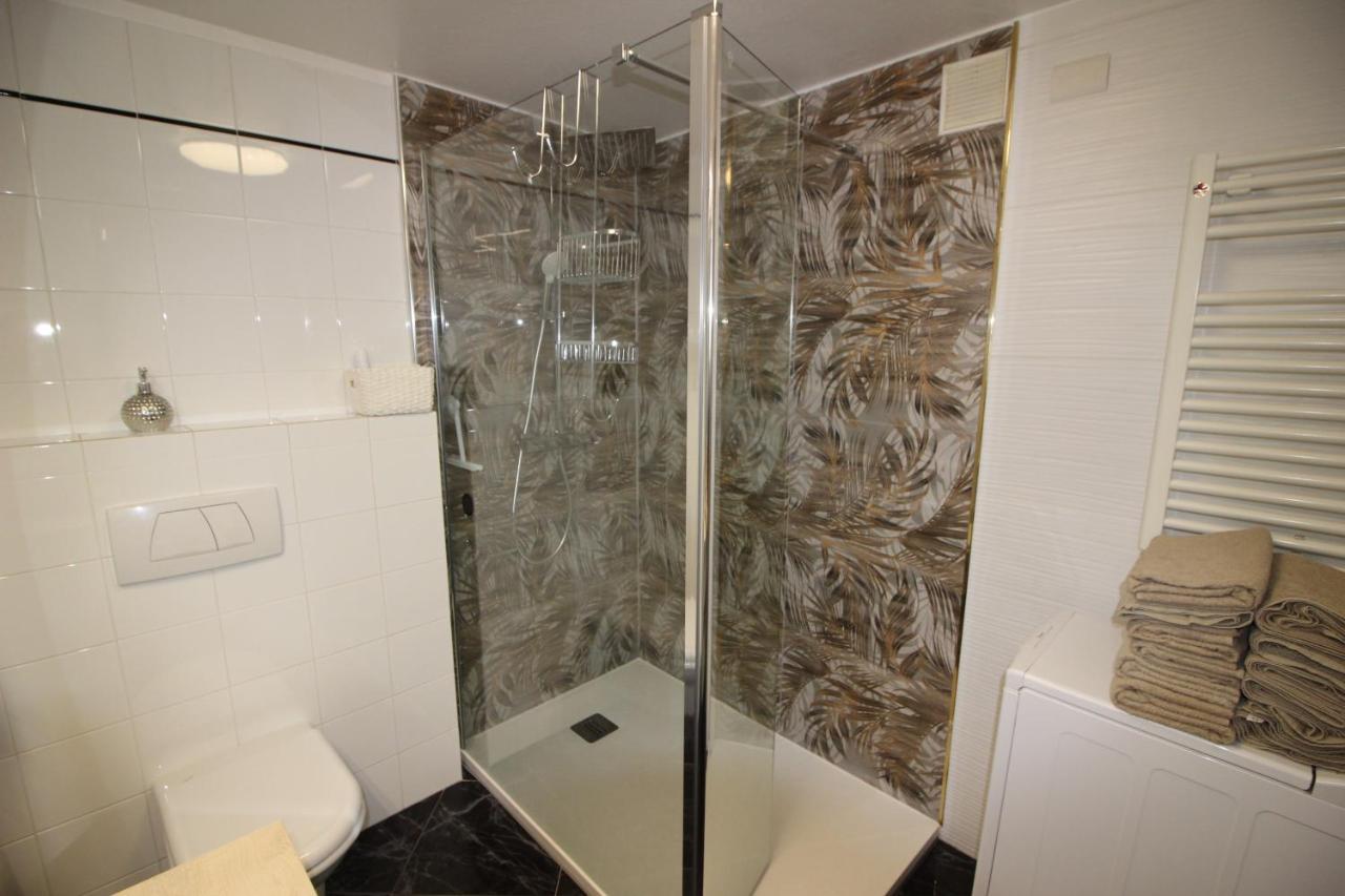 Casa Heli II Apartment Сан Дзено ди Монтаня Екстериор снимка